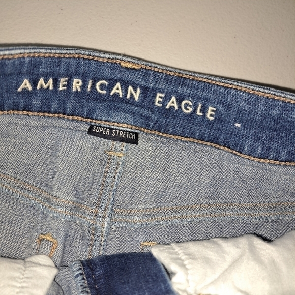 American Eagle Denim Raw Hem Distressed High Rise Mini Skirt Size 0 - Picture 5 of 9